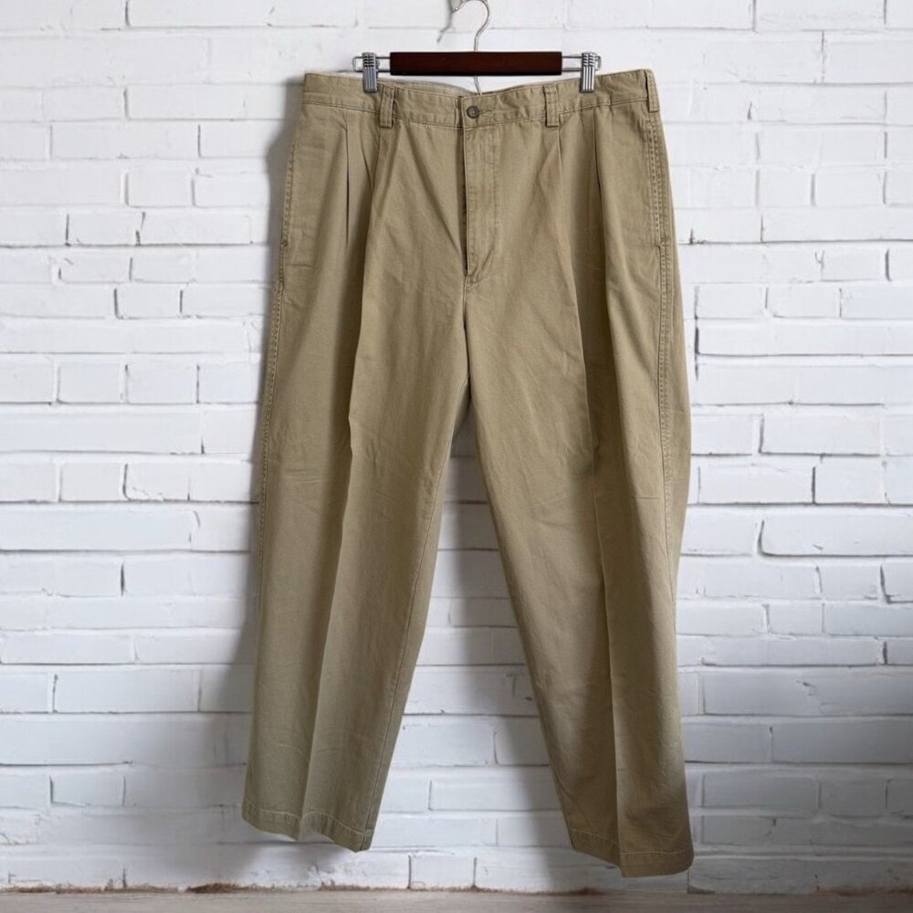 GAP Corduroy Pants Mens 40x30 Y2K Skater Khaki Chino Loose Fit Flat Front NWT